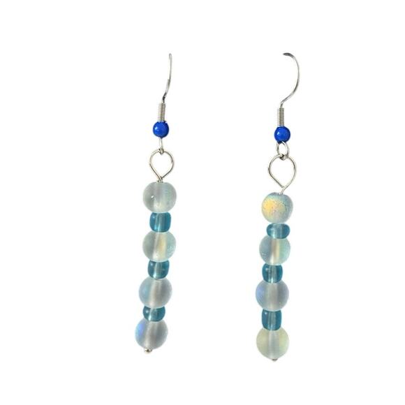 white and light blue glass bead earrings - Picture 1 of 3